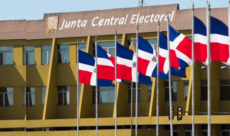 JCE y Burocracia Cero firman acuerdo para interoperabilidad Sistema ...